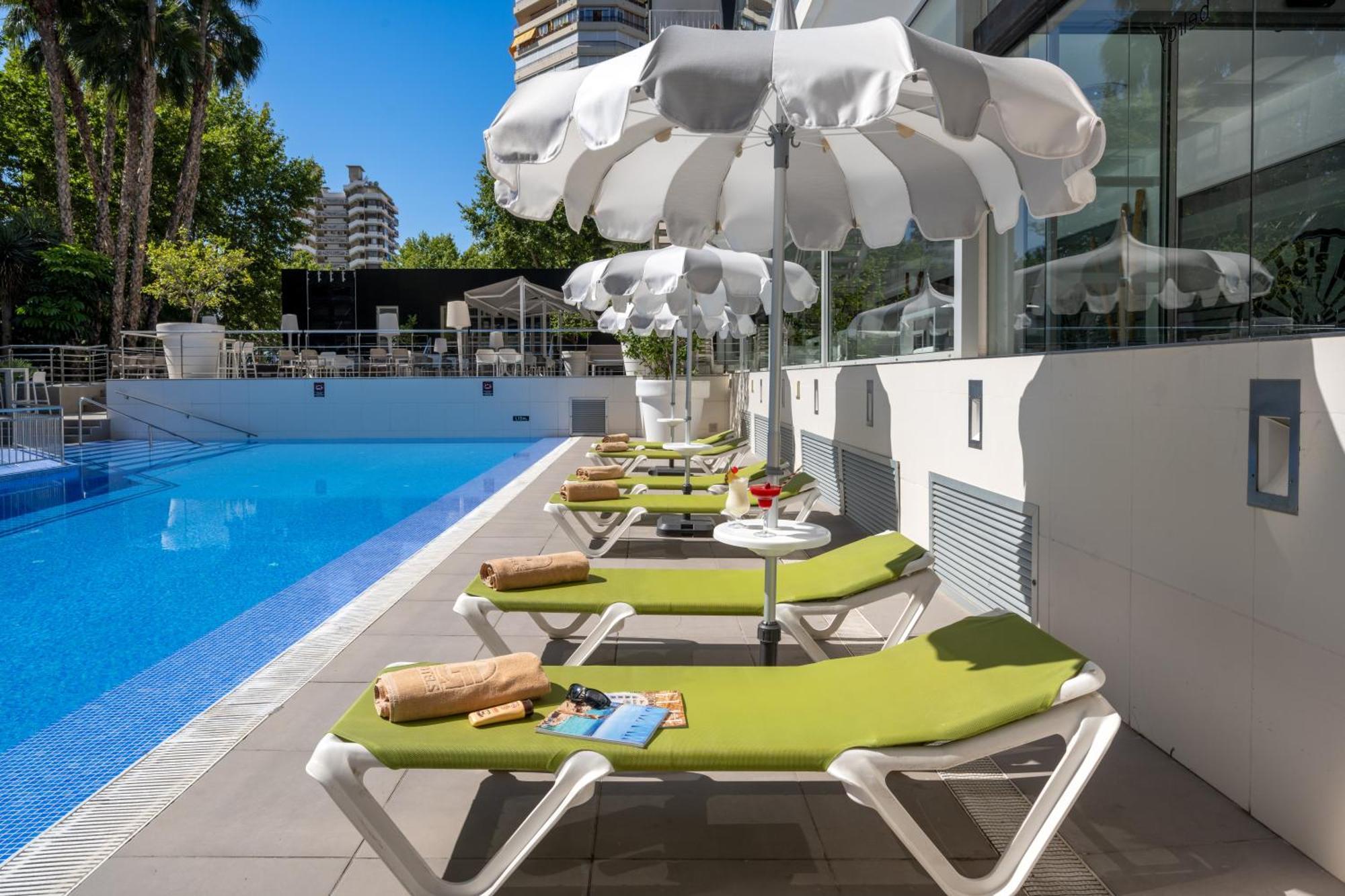 เบลรอย 4* ซูพีเรีย Aparthotel เบนิดอร์ม ภายนอก รูปภาพ